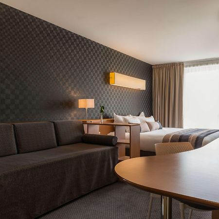 Best Western Plus Paris Saclay Δωμάτιο φωτογραφία